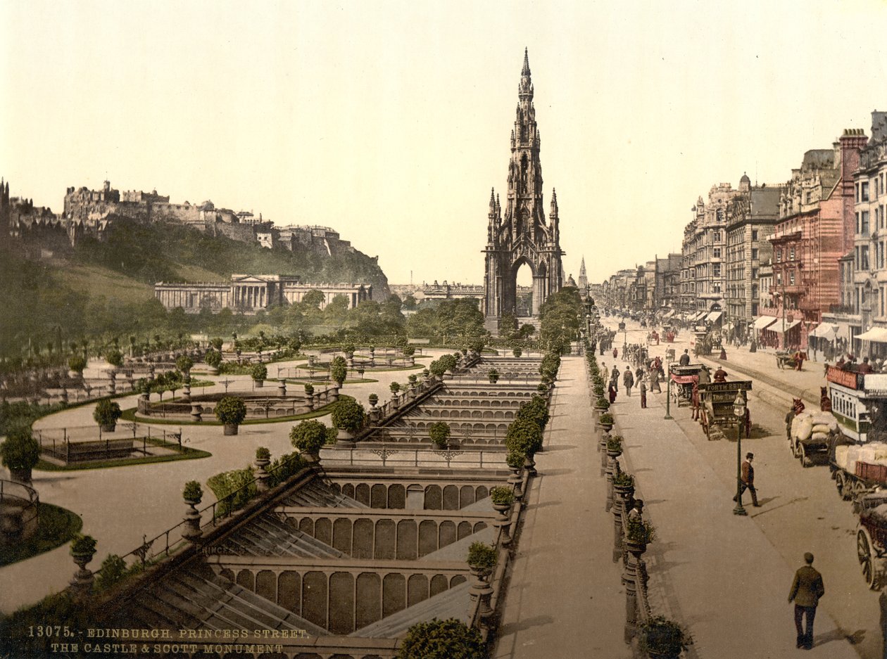 Princes Street, das Schloss und Scott-Denkmal, Edinburgh, ca. 1890-1900 von Detroit Publishing Co.