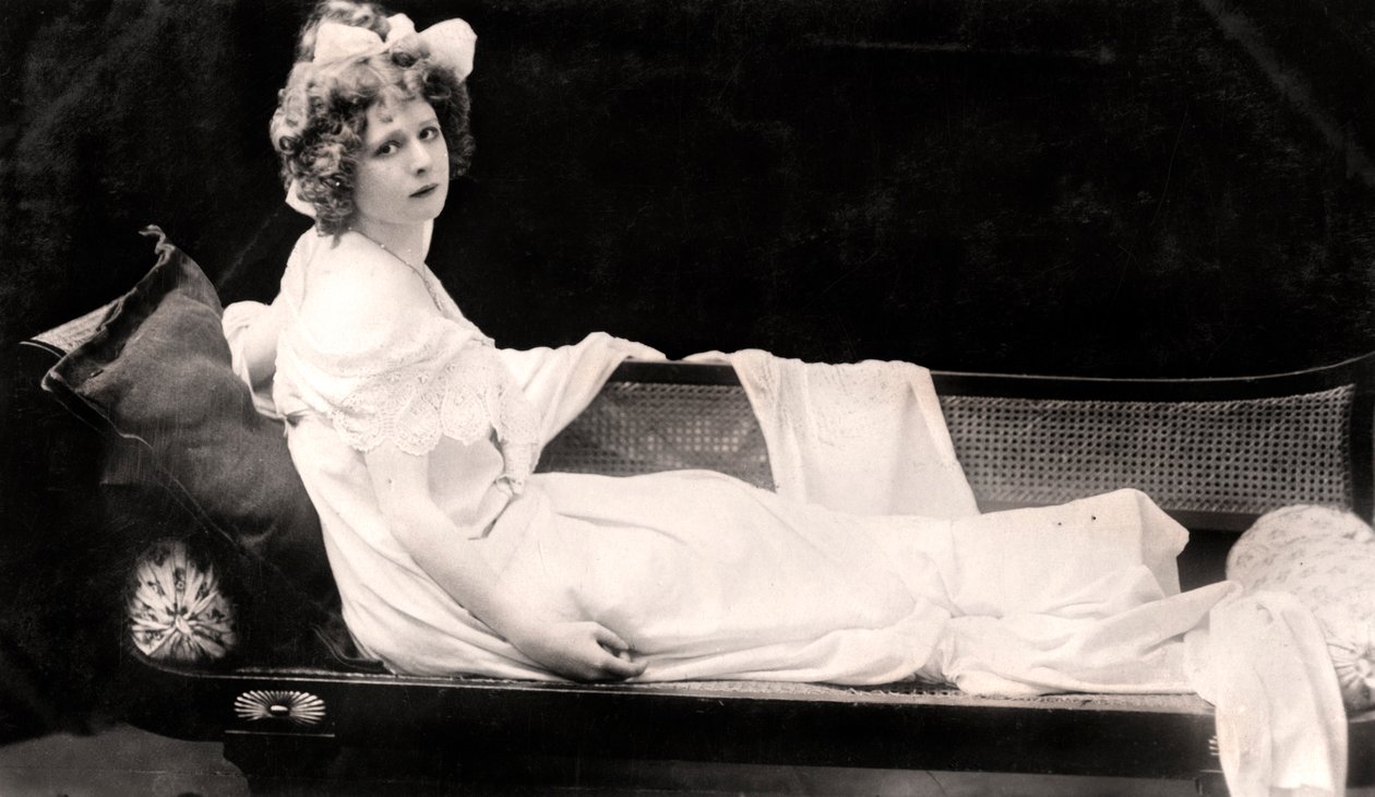 Mabel Love, englische Schauspielerin und Tänzerin, frühes 20. Jahrhundert von Dover Street Studios