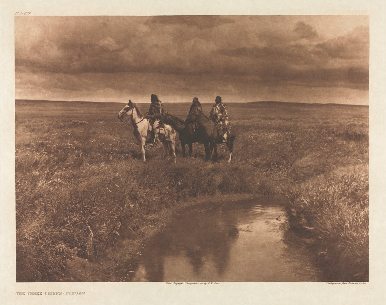Portfolio VI, Platte 209: Die drei Häuptlinge - Piegan von Edward S. Curtis