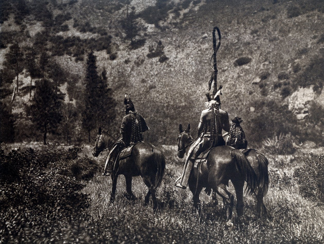 Indianer Amerikas des Apsaroke-Stammes im Schwarzen Canyon, Vereinigte Staaten von Edward Sheriff Curtis