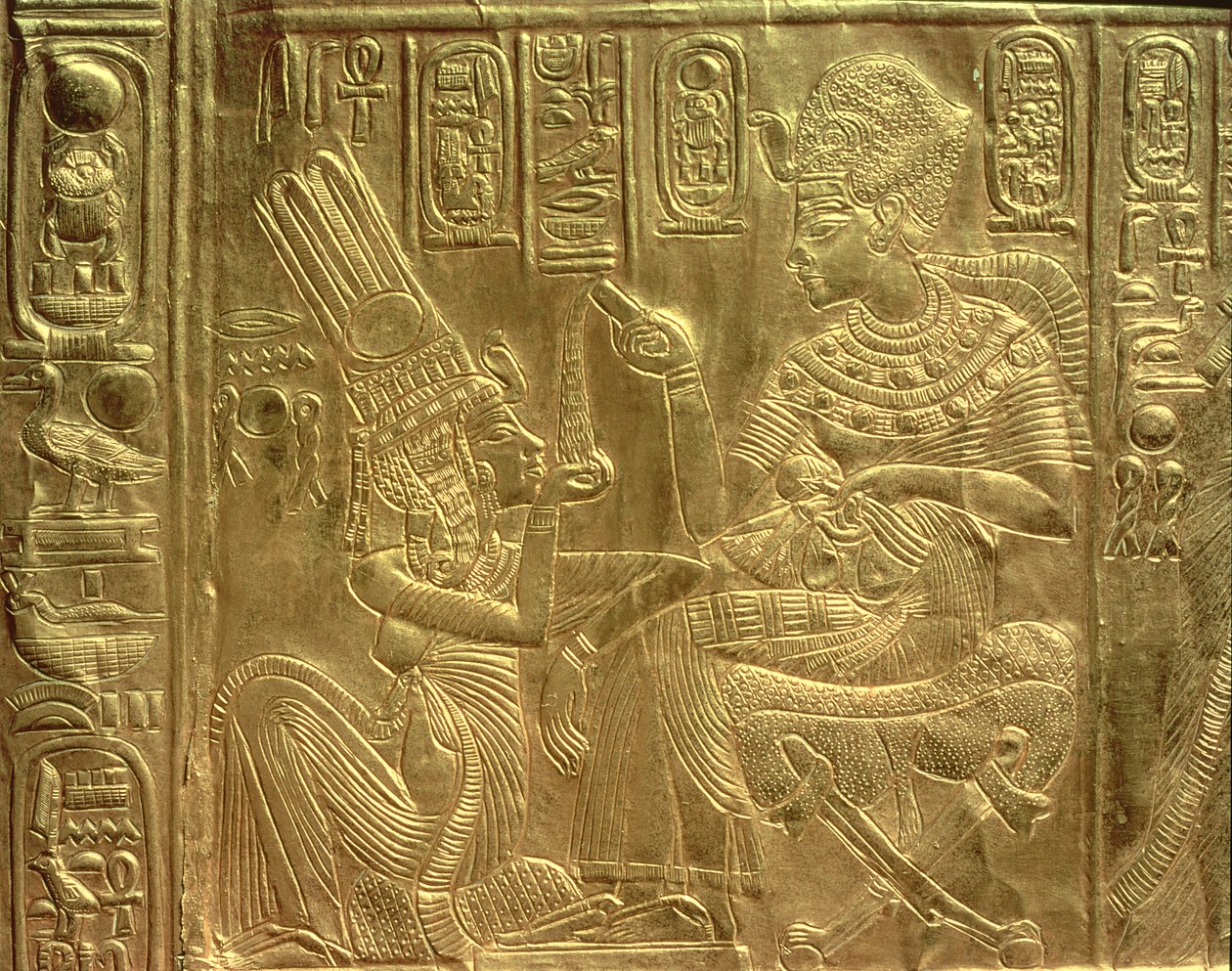 Detail vom Goldenen Schrein, Tutanchamuns Schatz von Egyptian 18th Dynasty