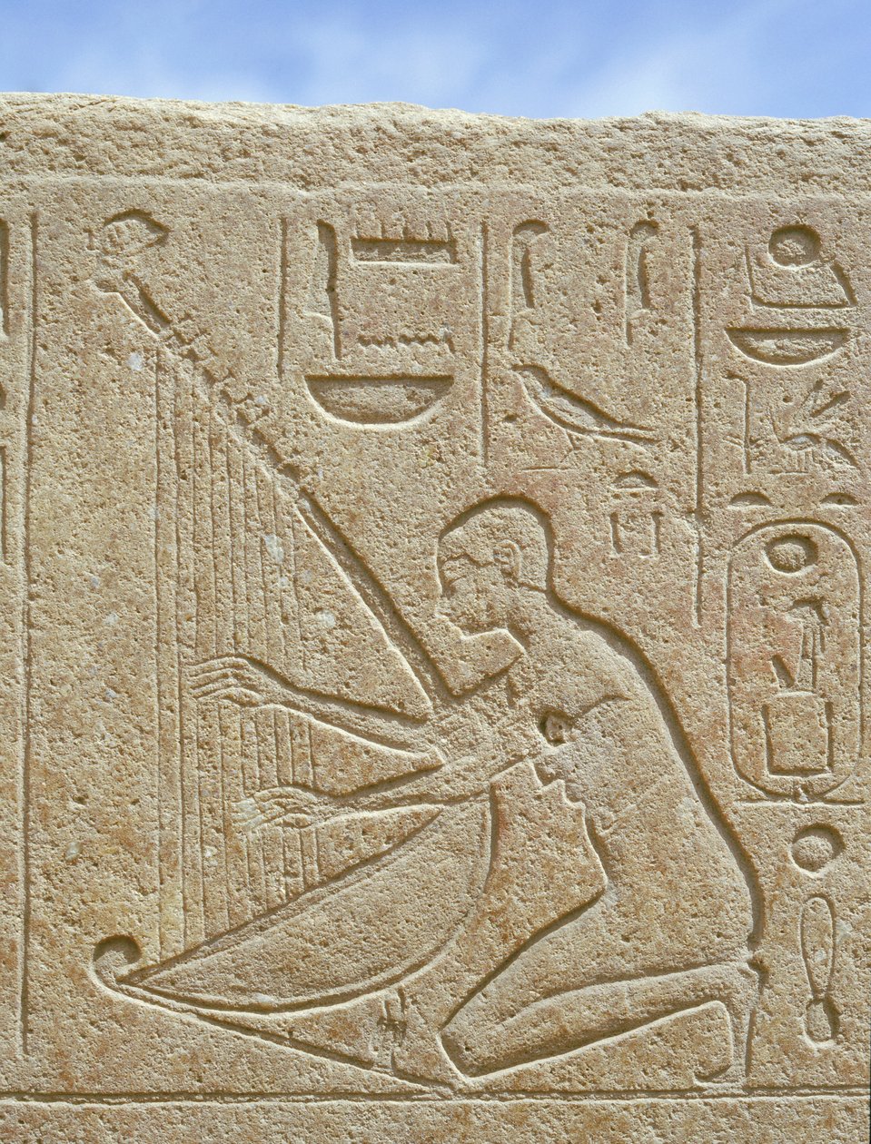 (Detail) eines Reliefs, das einen Musiker darstellt, Karnak von Egyptian 18th Dynasty