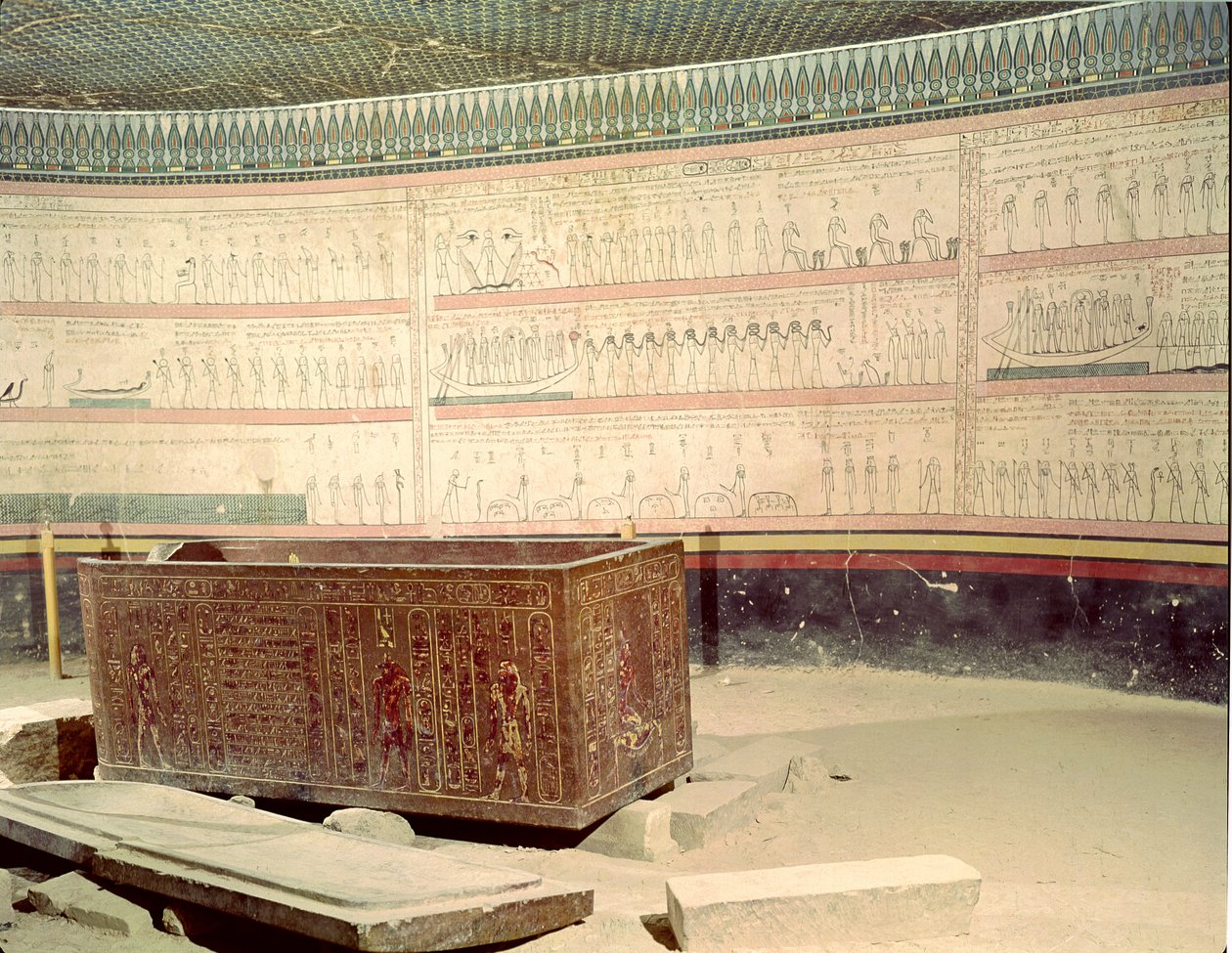 Innenraum des Grabes von Thutmosis III (ca. 1490-39 v. Chr.) Neues Reich von Egyptian 18th Dynasty