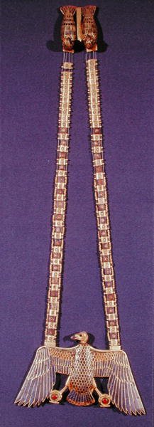Halskette mit Geieranhänger, aus dem Grab von Tutanchamun (ca. 1370-1352 v. Chr.) Neues Reich von Egyptian 18th Dynasty