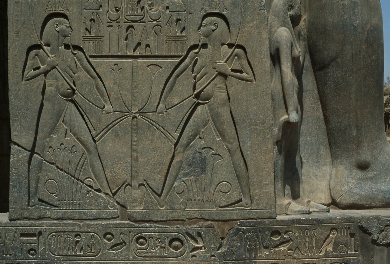 Detail eines Reliefs, das zwei Männer darstellt von Egyptian 19th Dynasty