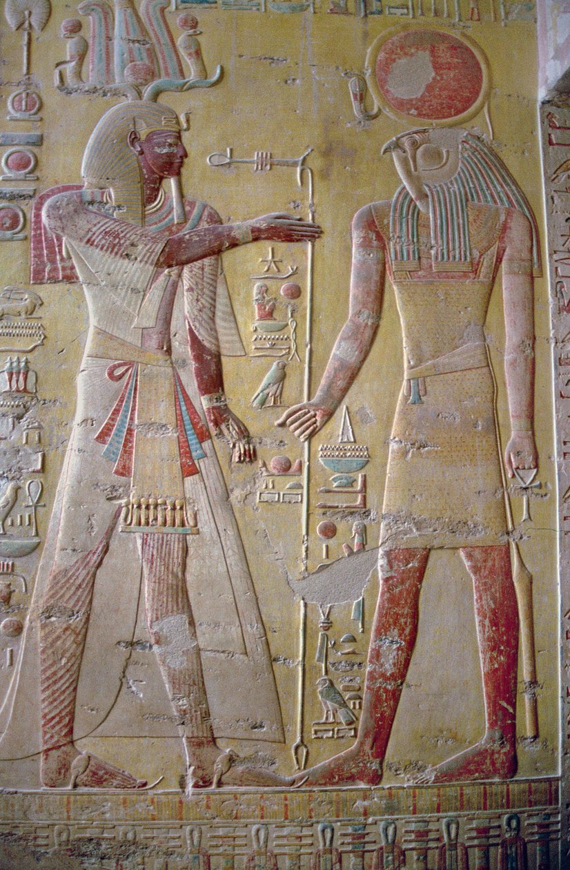 Relief, das Merenptah (1236-1223 v. Chr.) zeigt, wie er von Re-Herakhty begrüßt wird, aus dem Grab von Merenptah, Neues Reich, ca. 1297-1185 v. Chr. von Egyptian 19th Dynasty