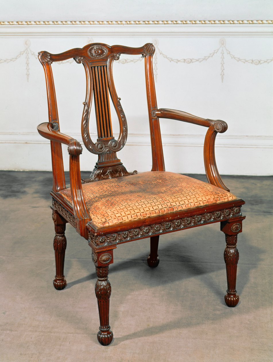 Geschnitzter Lyra-Rückenstuhl, geliefert von Chippendale, 1768 von English School