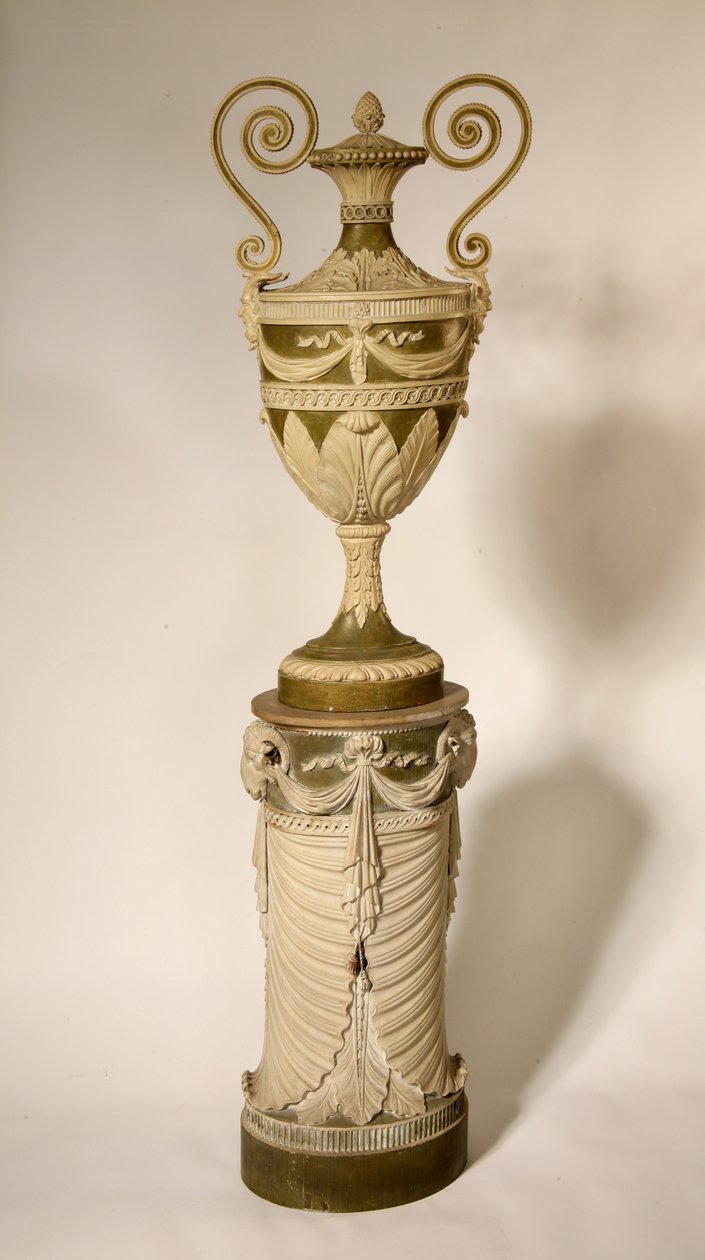 Urne auf einem Sockel, um 1800 von English School