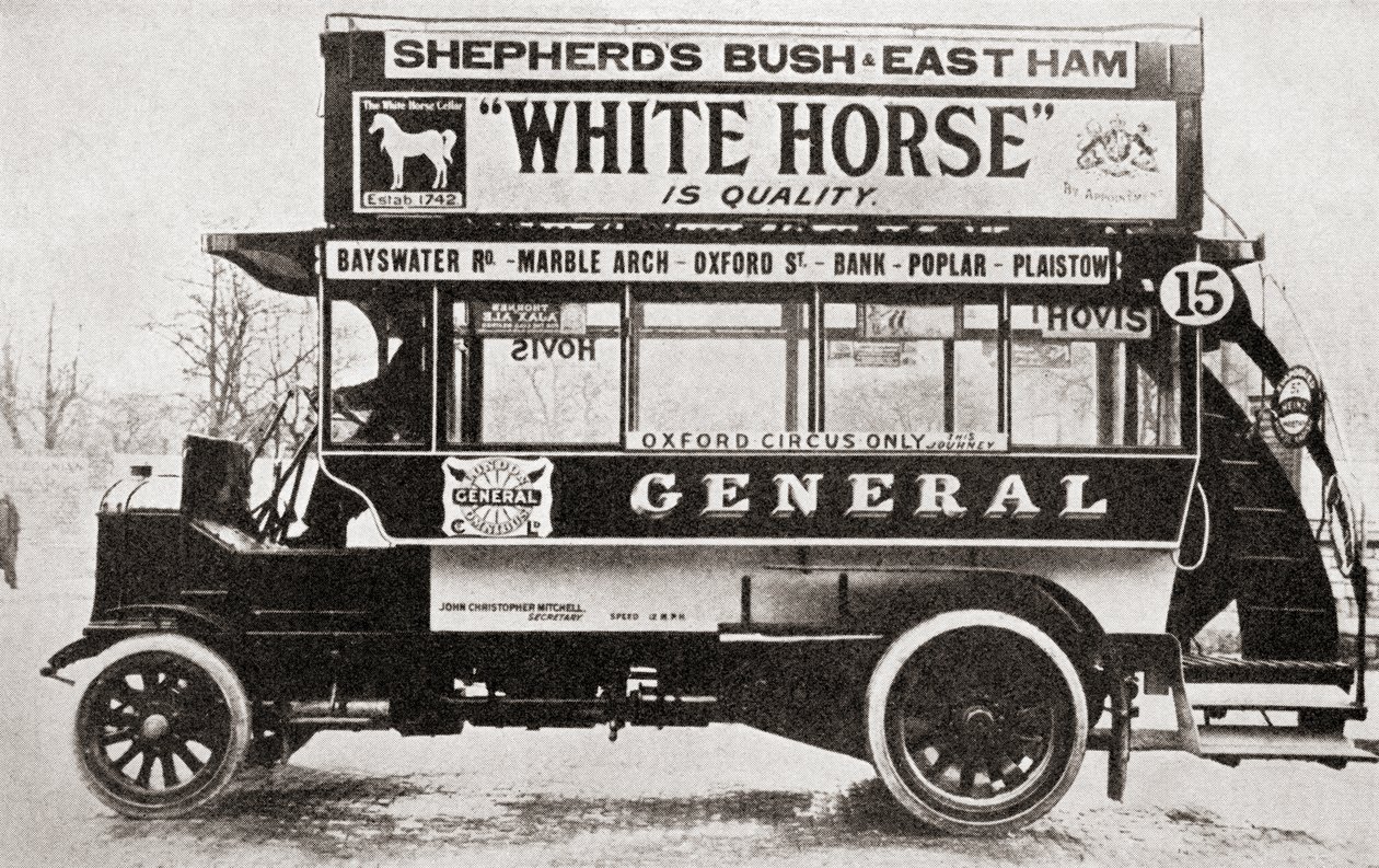 Ein Omnibus, ca. 1910, aus Die Geschichte von fünfundzwanzig Jahren, veröffentlicht 1935 von English Photographer