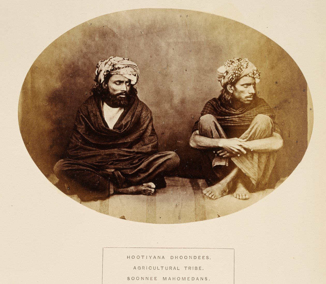 Hootiyana Dhoondees, Landwirtschaftlicher Stamm, Soonnee Mahomedaner, Mooltan, aus Die Völker Indiens, von J. Forbes Watson, veröffentlicht 1868 von English Photographer