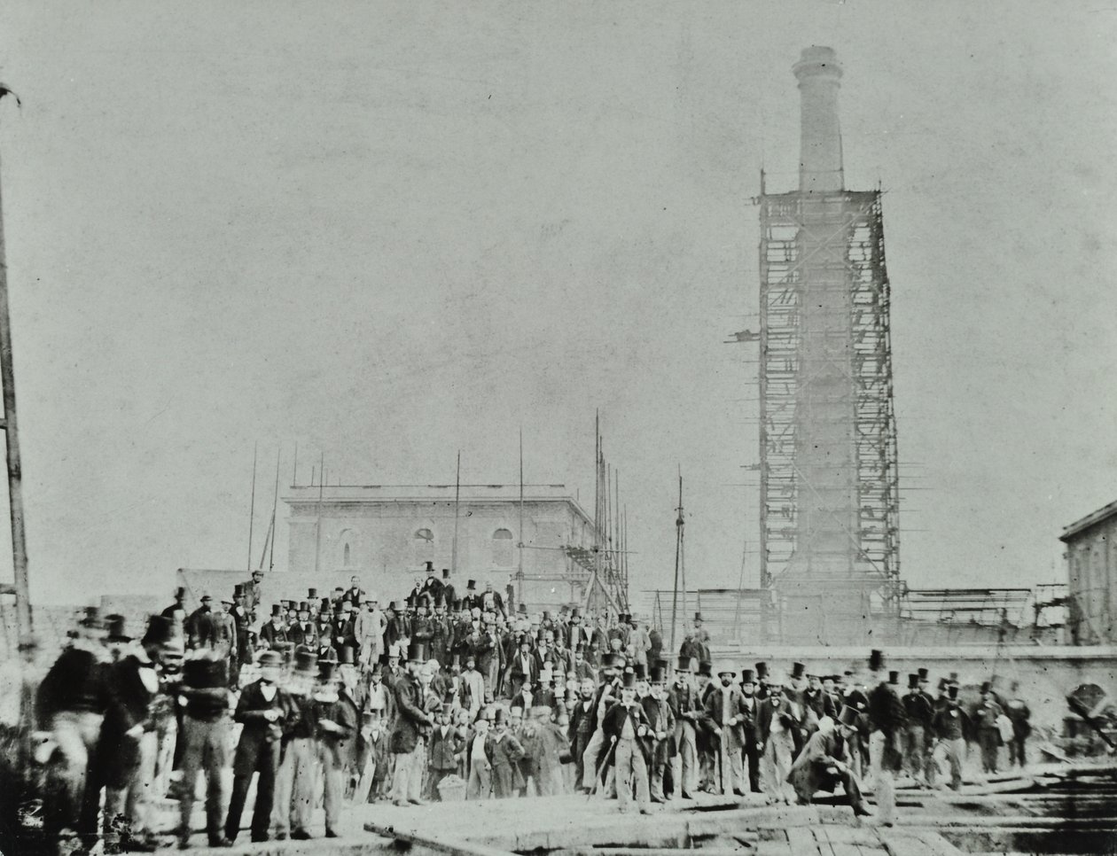 Southern Outfall Sewer, Crossness: Würdenträger vor Ort, 1865 von English Photographer