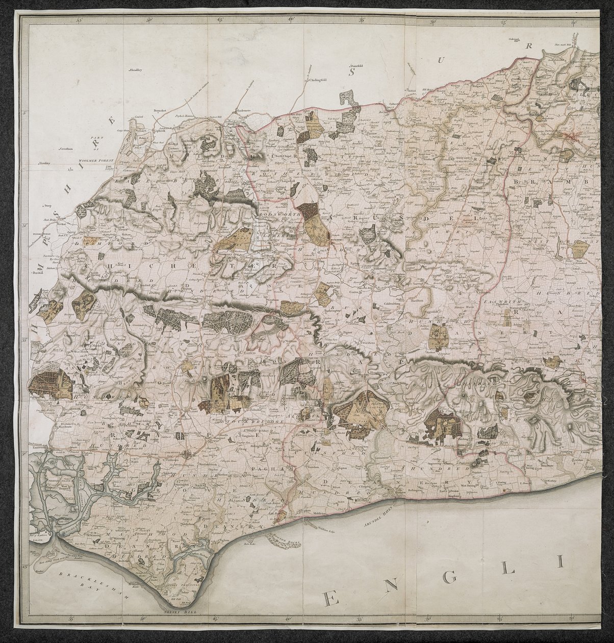 Topographische Karte der Grafschaft Sussex, unterteilt in Rapes, Deanries und Hundreds. Geplant nach einer tatsächlichen Vermessung im Maßstab von einem Zoll pro Meile von English School