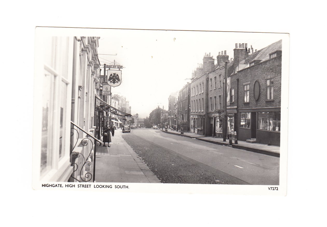 Edwardianische Postkarte von der Highgate High Street mit Blick nach Süden, ca. 1910 von English School