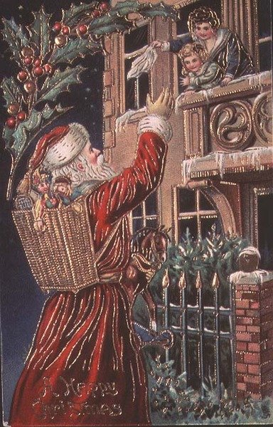 Weihnachtsmann winkt einer Mutter und einem Kind von English School