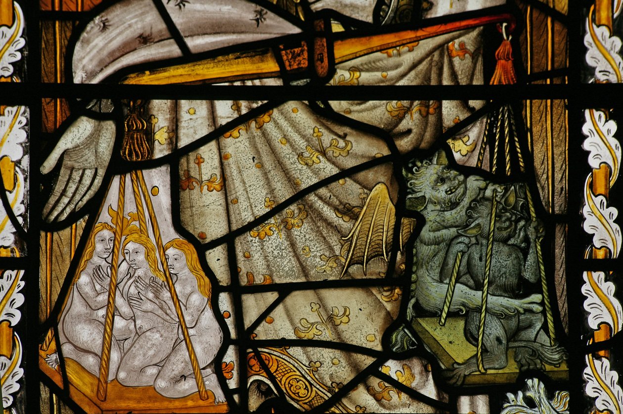 Fenster Na mit Darstellung von St. Michaels Waage mit Teufel und Seelen in den Waagschalen von English School