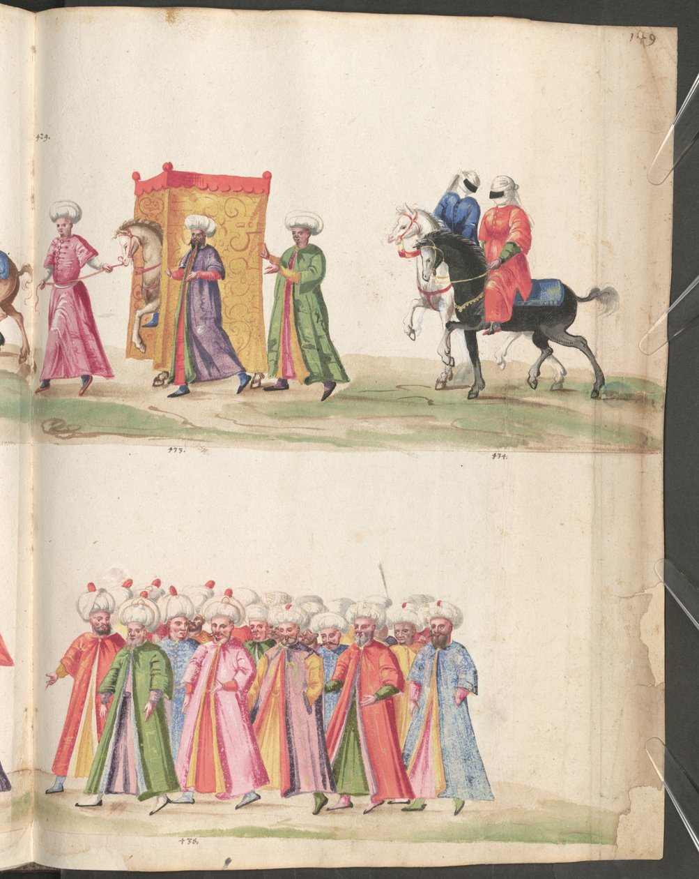 Oben: Hochzeitsprozession mit Braut hinter einem Vorhang von Erich Lessing