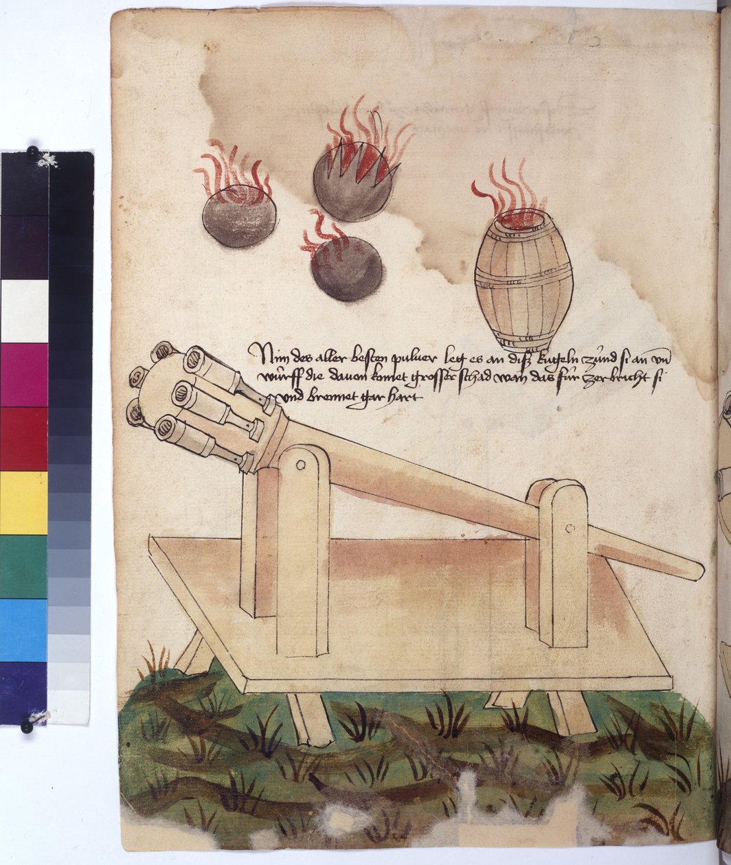 Ganzseitig: Kanone, Kanonenkugeln und Pulverfass, mit Inschrift, um 1430 (farbige Federzeichnung) von Erich Lessing