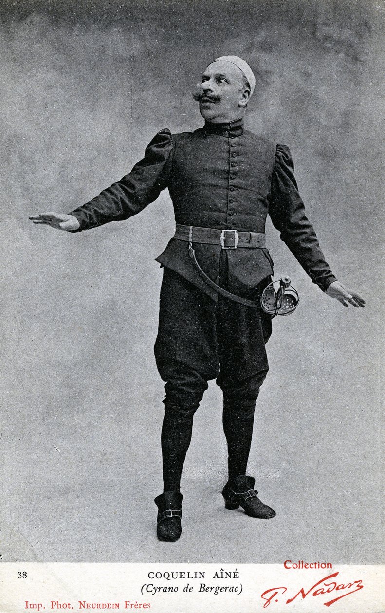 Constant Coquelin alias Coquelin aîné im Kostüm von Cyrano de Bergerac (s/w Foto) von Etienne Neurdein