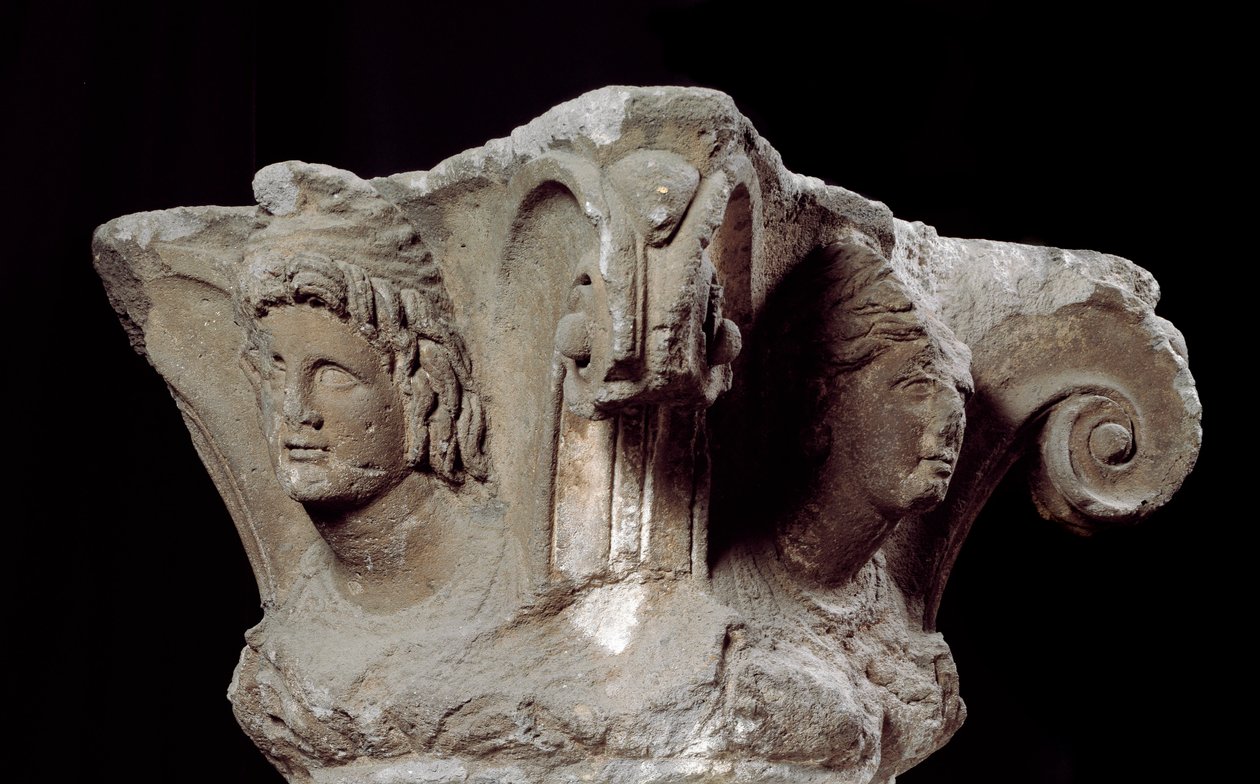 Etruskische Zivilisation: dekorierte Säulenkapitelle aus dem Grab Campanari in Vulci, Italien. Ende 4., Anfang 3. Jahrhundert v. Chr. Florenz, Museo Archeologico von Etruscan