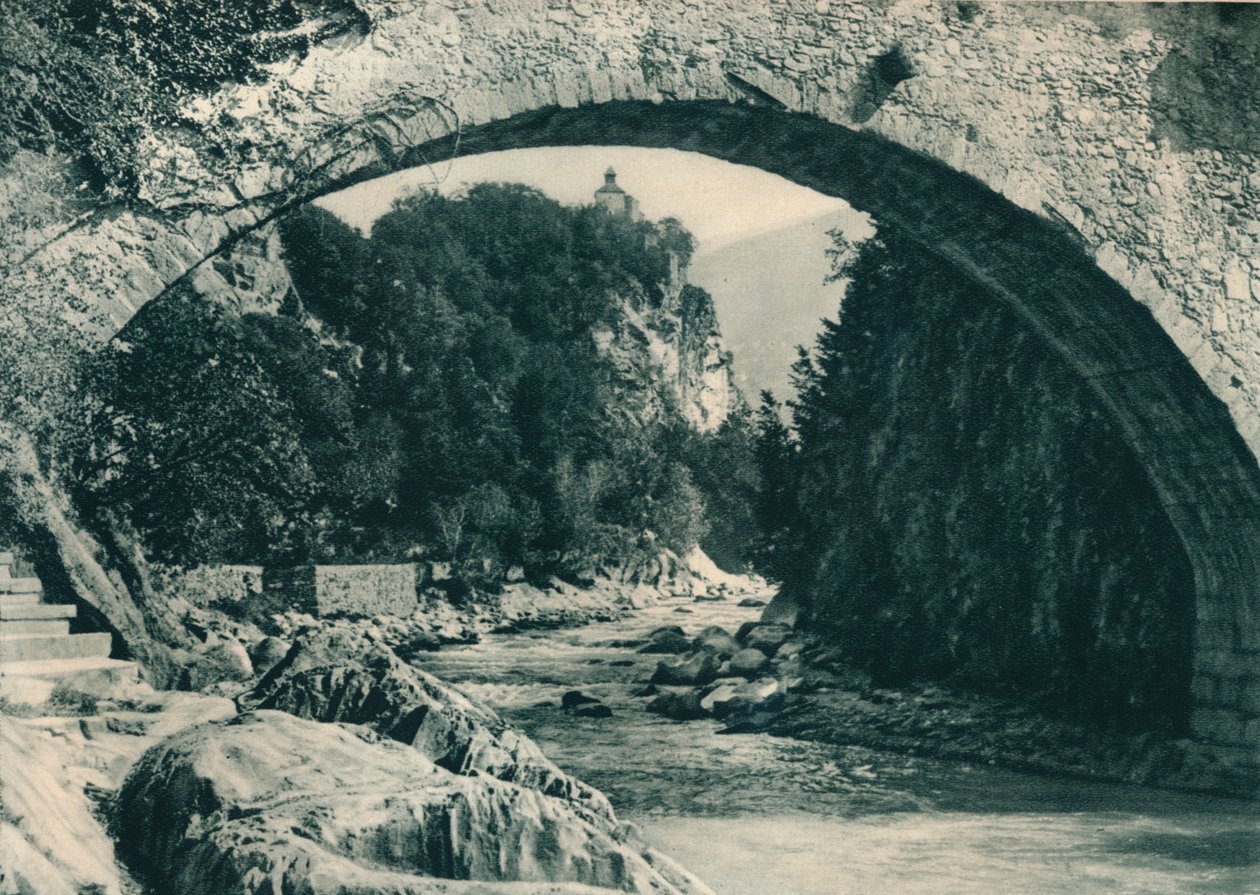 Der Passerfluss und die Burg von Zeno, Meran, Südtirol, Italien, 1927 von Eugen Poppel