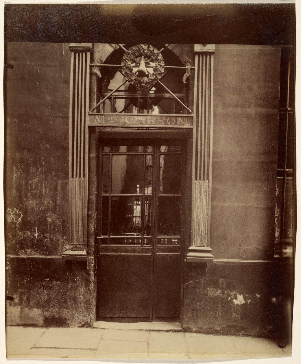 Schild Rue Notre-Dame de Bonne Nouvelle von Eugène Atget