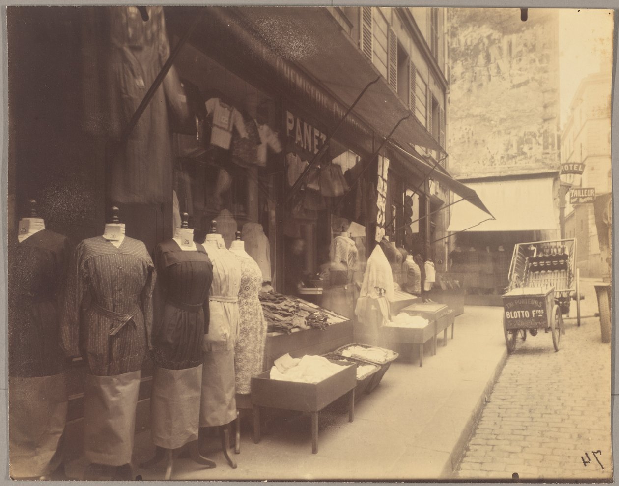 Rue Mouffetard von Eugène Atget