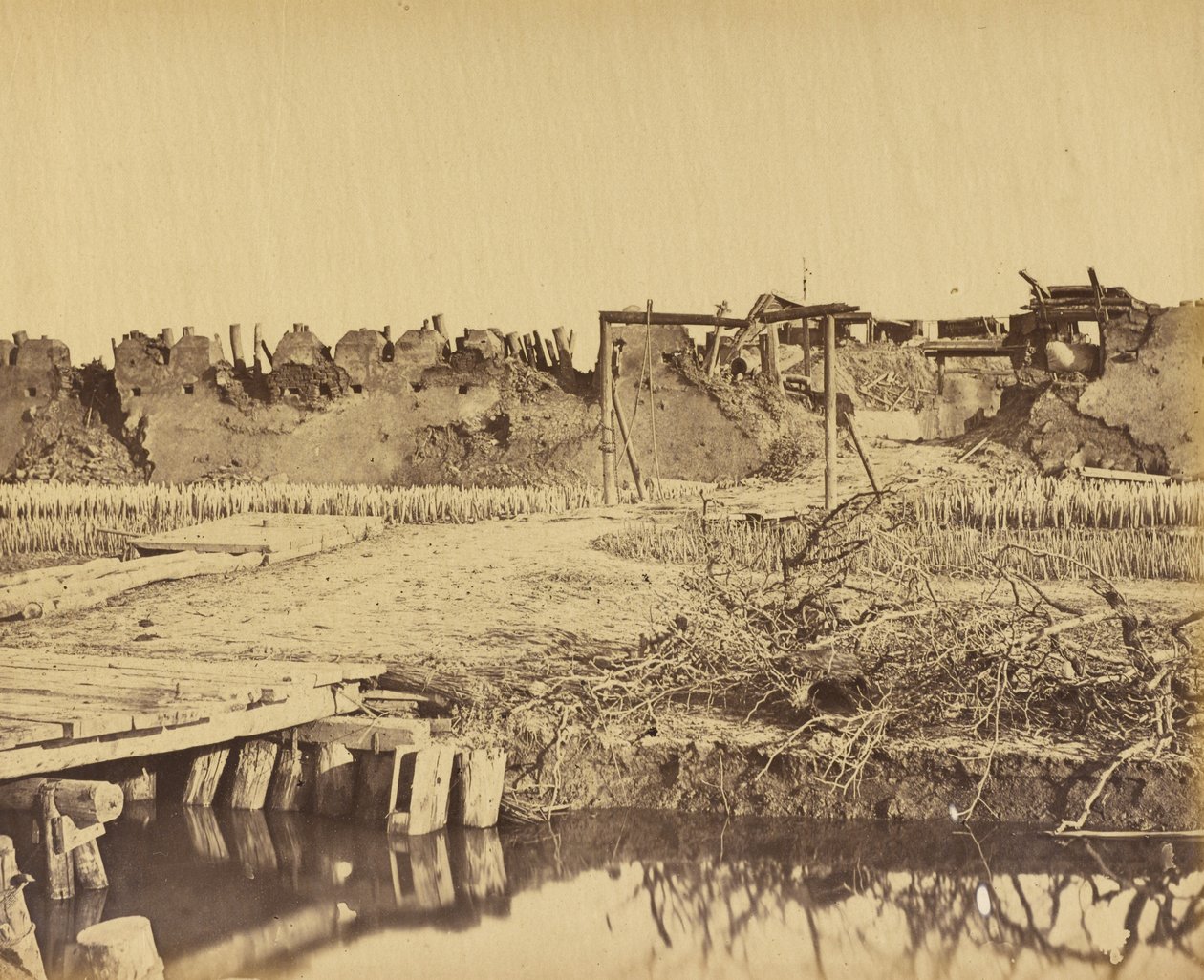 Außenansicht des Nordforts mit englischem Eingang, 21. August 1860 von Felice Beato