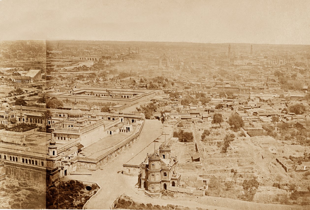 Gesamtansicht von Husainabad von Felice Beato