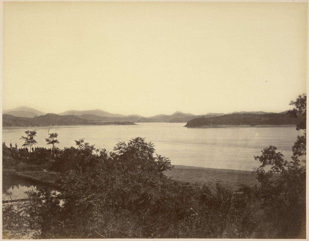 Blick vom Fort Monocacy mit Fort McKee in der Ferne von Felice Beato
