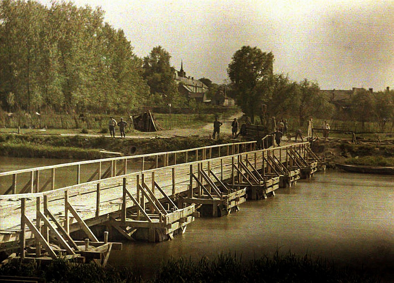 Fassbrücke über die Aisne, Soissons, Frankreich, 1917 von Fernand Cuville