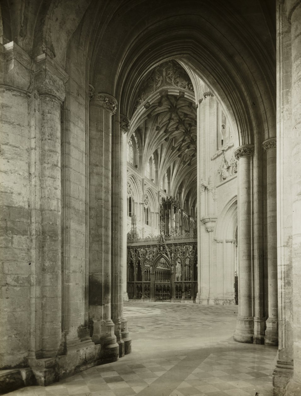 Ely Cathedral: Oktagon vom Südschiff von Frederick H. Evans