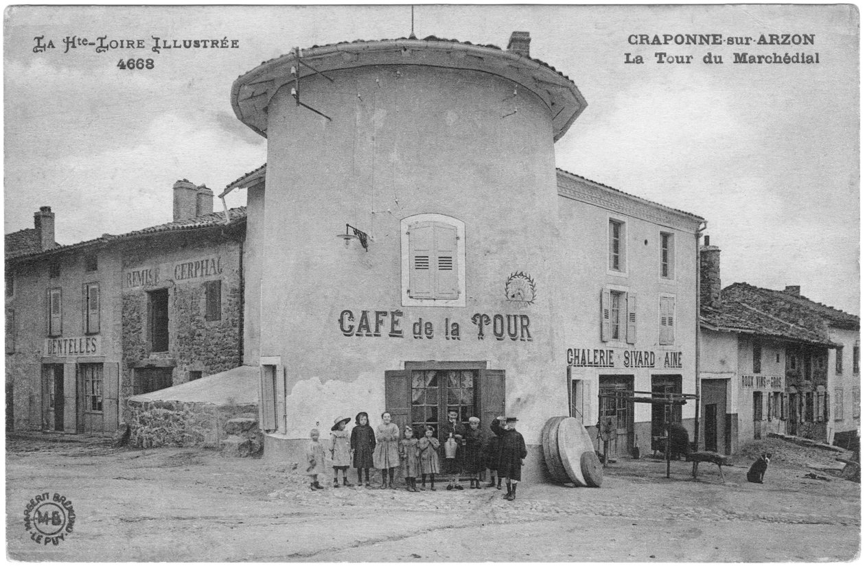 Marchedial-Turm in Craponne-sur-Arzon, frühes 20. Jahrhundert von French Photographer