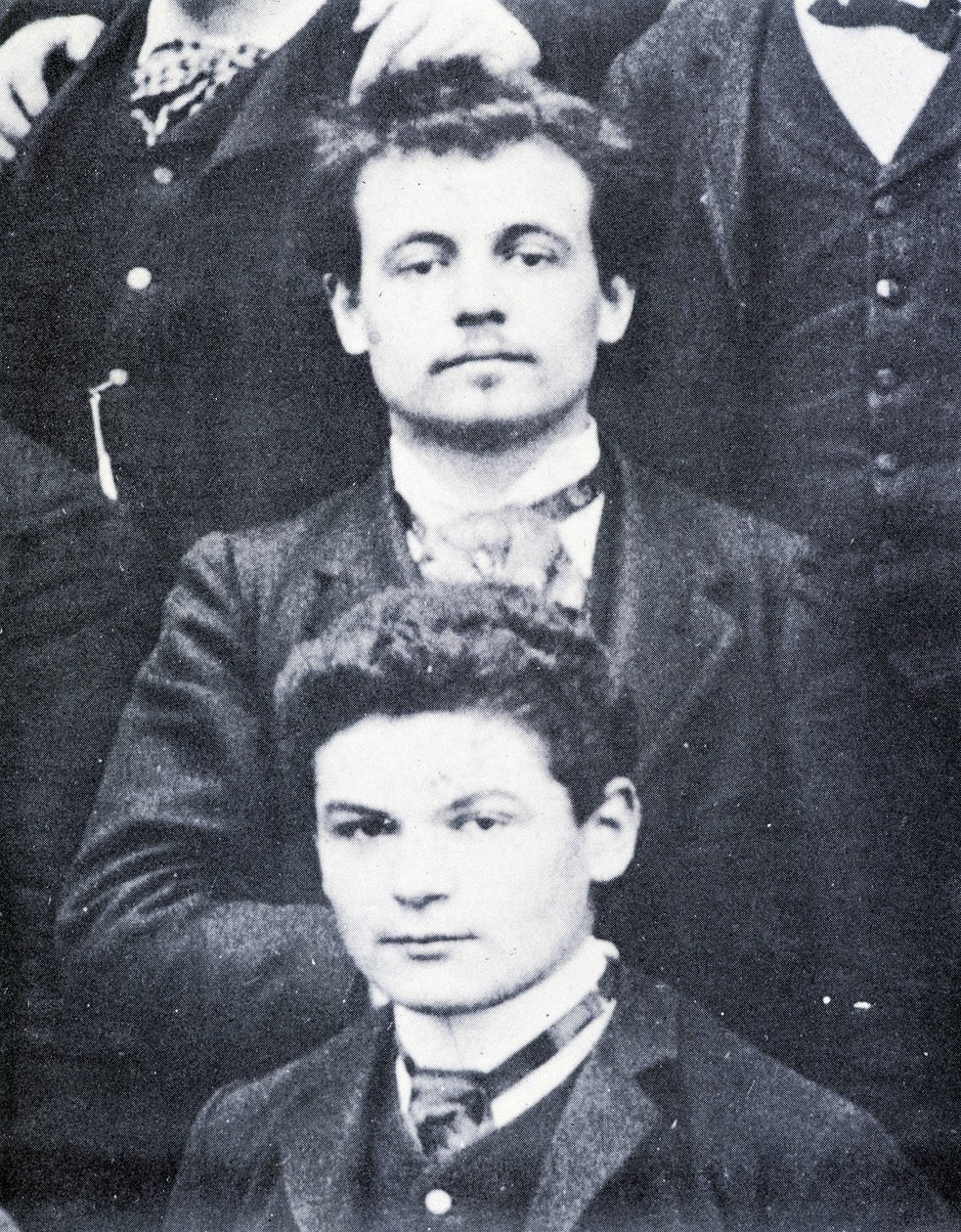 Porträt: Alfred Jarry (1873-1907) und Fargue (1876-1947) am Lycée Henri IV, Paris - Foto von French Photographer