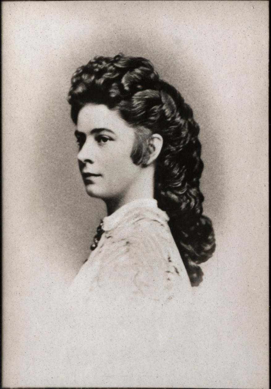 Porträt von Elisabeth von Österreich, genannt Sissi (1837-1898), Kaiserin von Österreich und Königin von Ungarn. von French Photographer