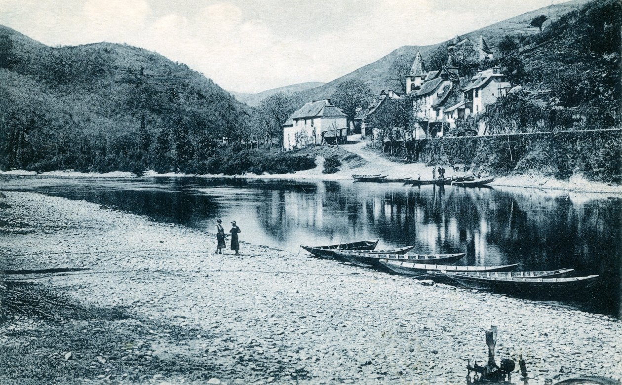 Die Ufer des Lot in Veillevie (Lot-Tal), Cantal, Auvergne: Postkarte zur Bootsnavigation, Anfang des 20. Jahrhunderts (Foto) von French Photographer