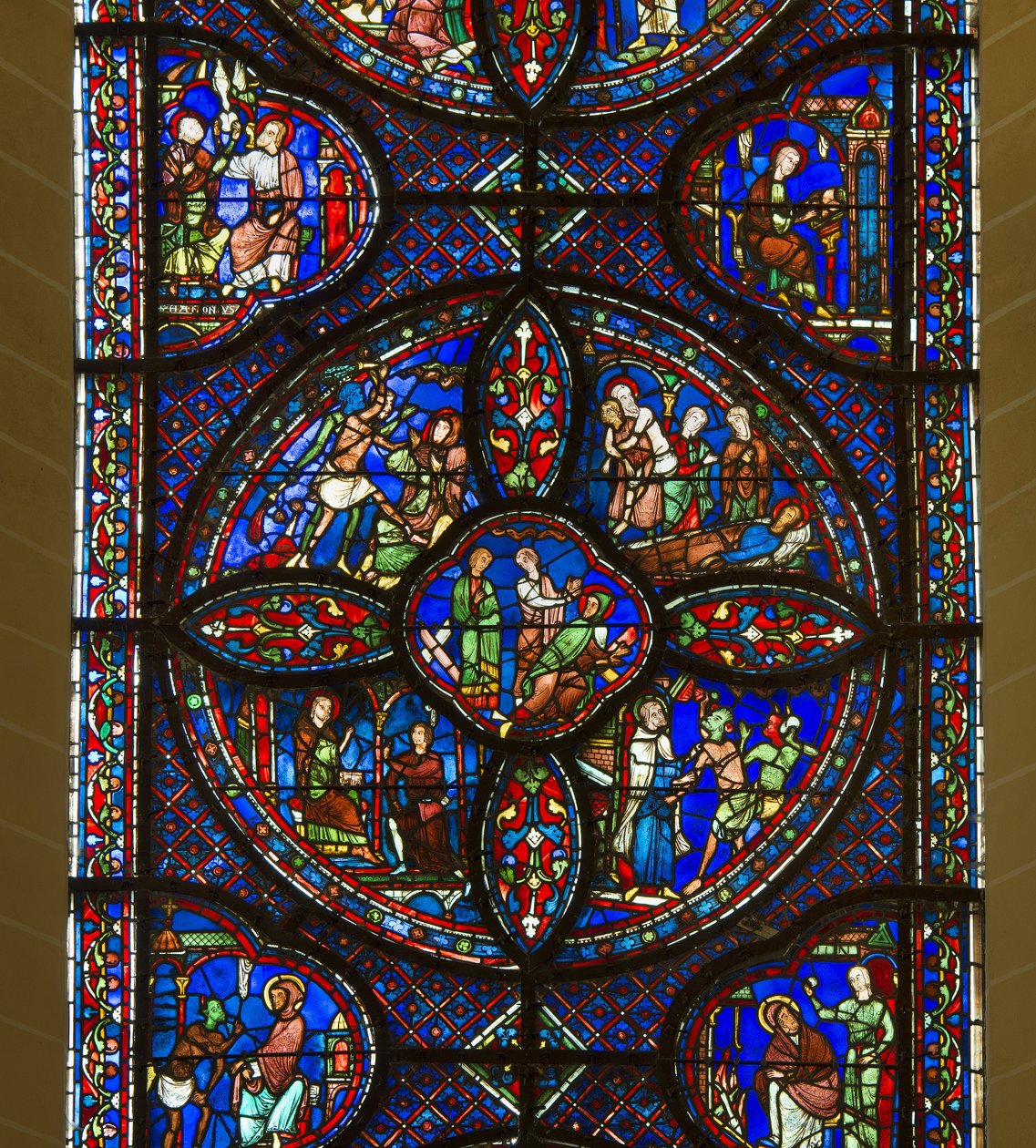 Kathedrale von Chartres, Buntglas: Leben von Sankt Antonius und Sankt Paulus, Eremiten, Detail (Mitte) von French School