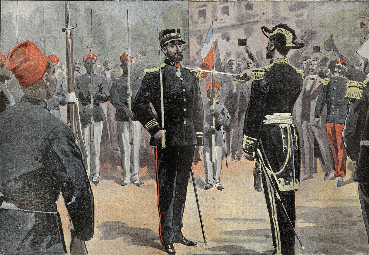 Kommandant Jean-Baptiste Marchand (1863-1934) erhielt das Band des Kommandeurs der Ehrenlegion am 30. Mai 1899 in Toulon aus den Händen von Admiral de La Jaille (1836-1925), umgeben von senegalesischen Reitern der afrikanischen Erkundungsmission (Mission M von French School