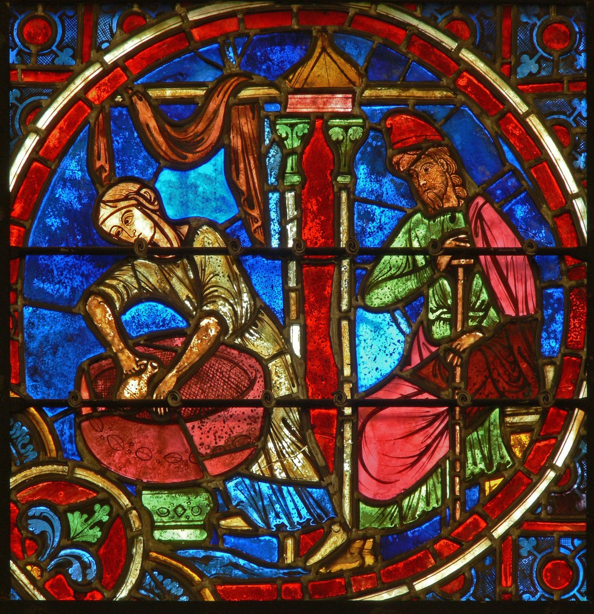 Detail eines Fensters mit Darstellung der Geburt Christi von French School