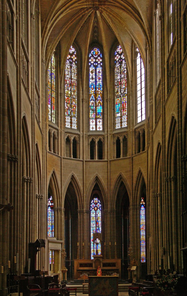 Fenster, Blick auf das Ostende des Chors der Kathedrale von French School