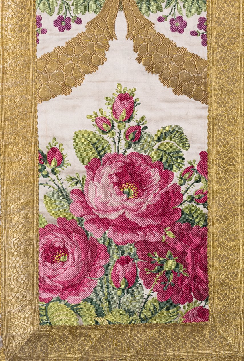 Kasel eines liturgischen Ensembles, gestiftet von Louis-Philippe 1810 (mit Gold bestickte Seide) von French School