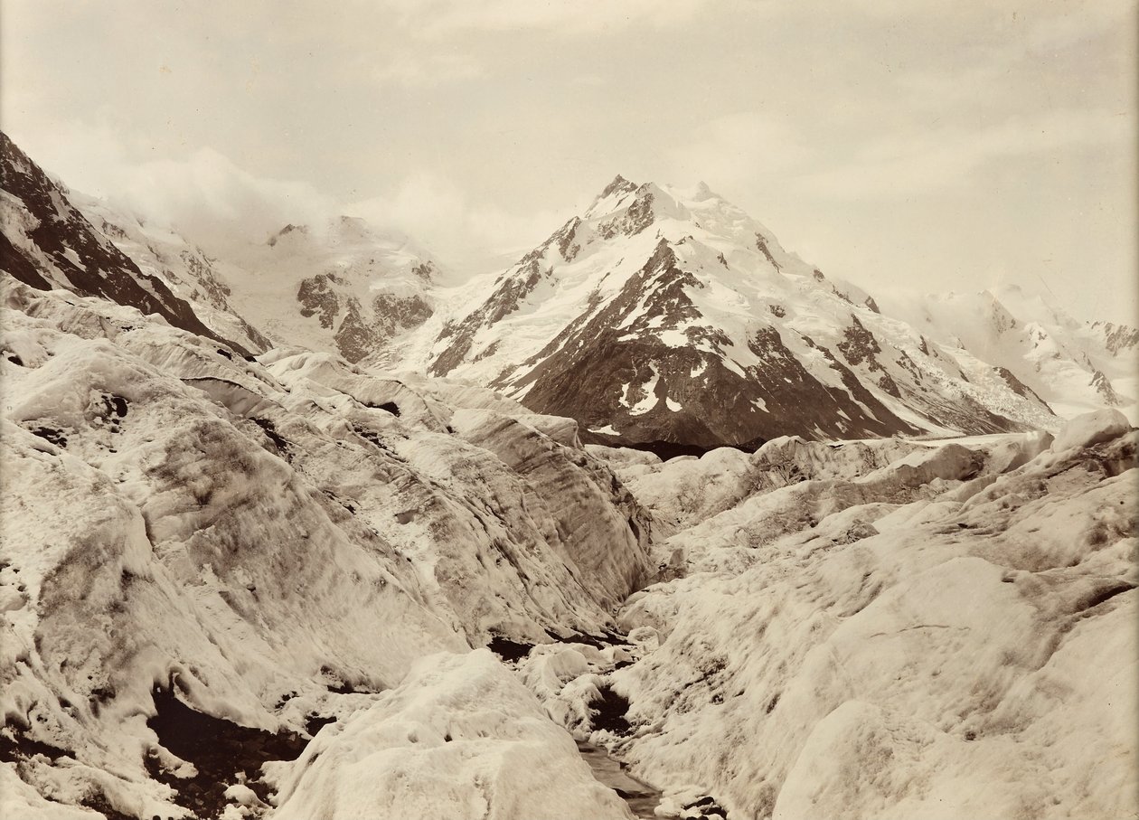 Mount De La Beche vom Tasman-Gletscher von George Moodie