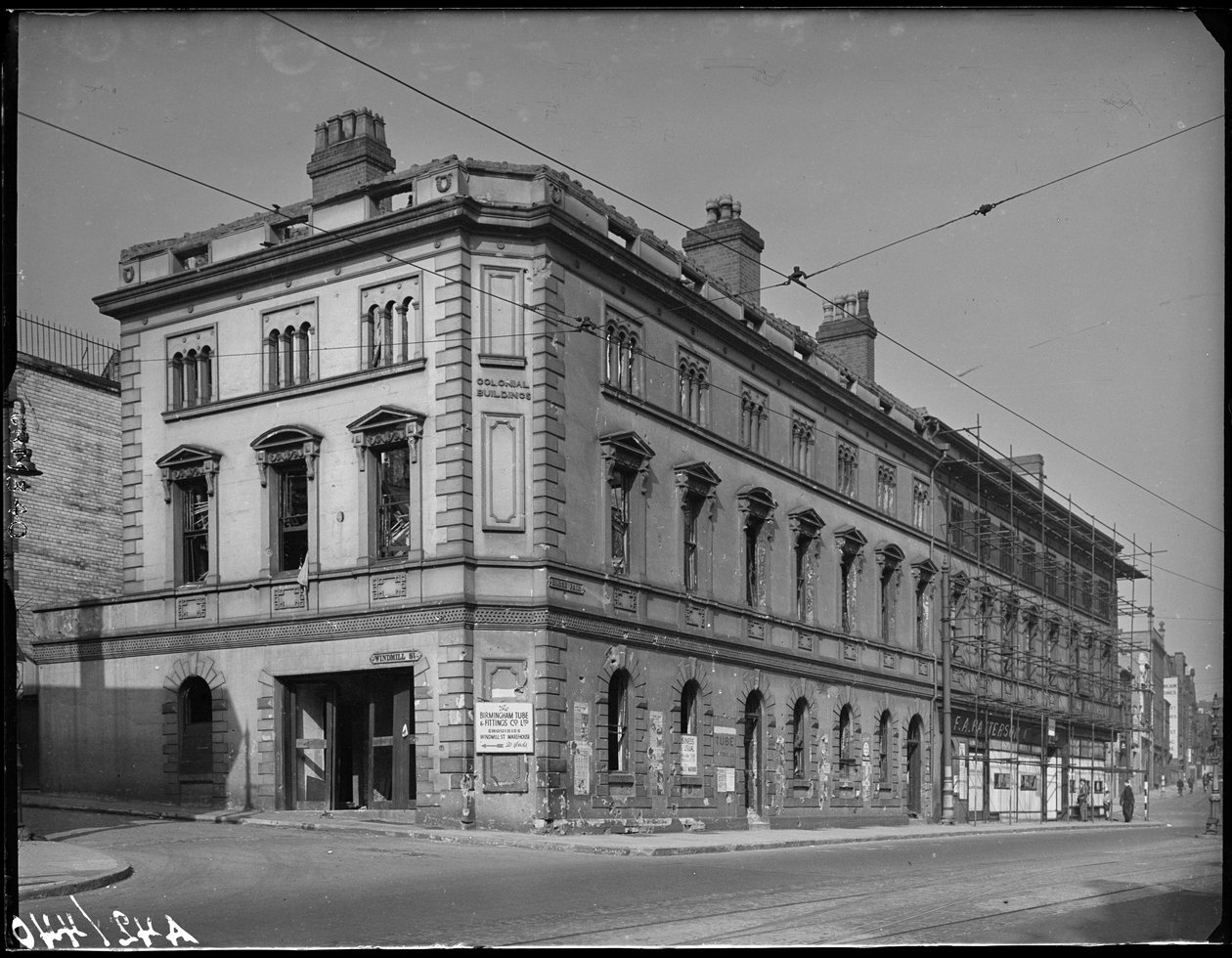 Kolonialgebäude, 7 Horsefair, Ladywood, Birmingham, 1941 von George Bernard Mason