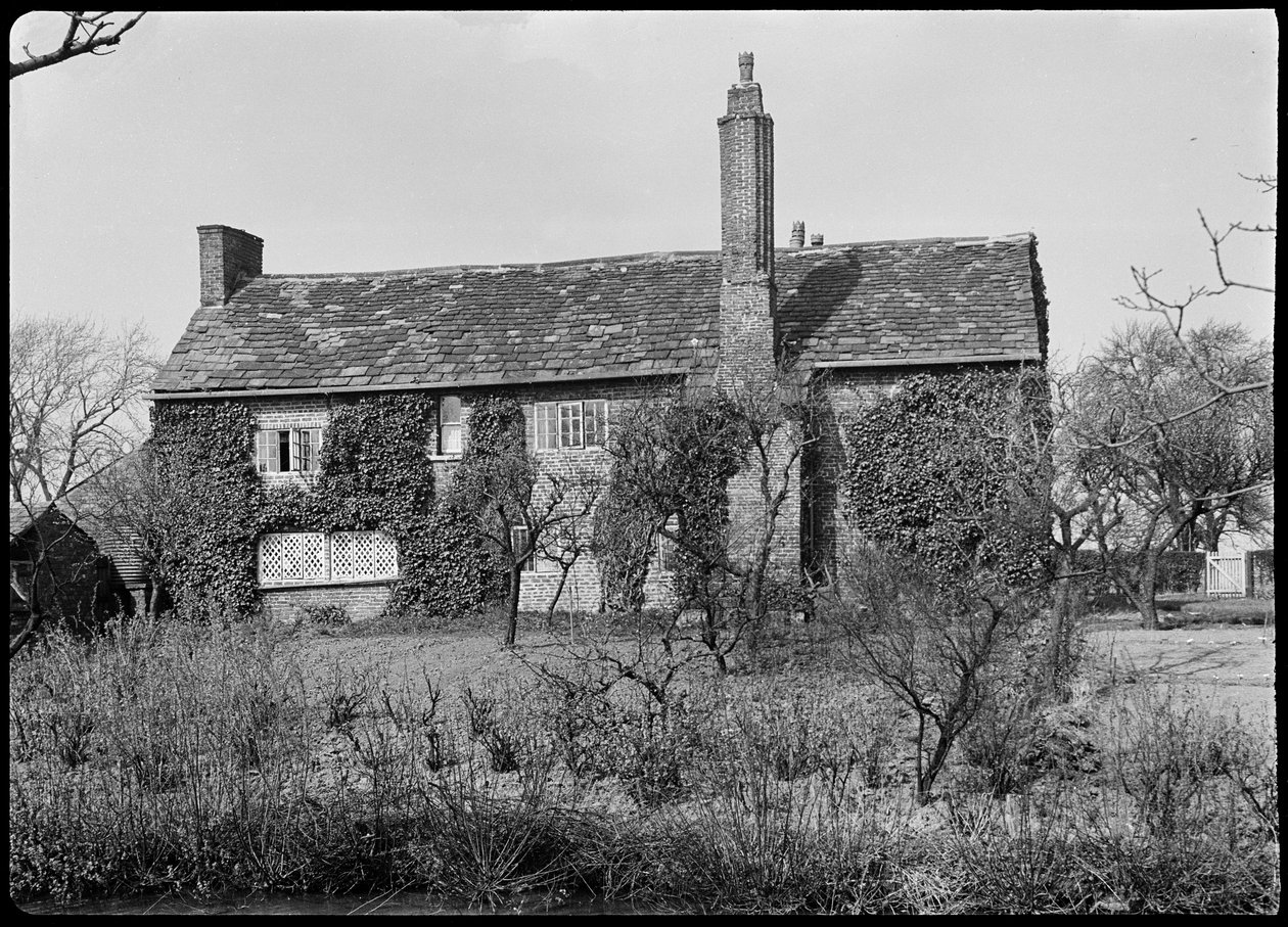 Peel Hall, Manchester, 1942 von George Bernard Wood