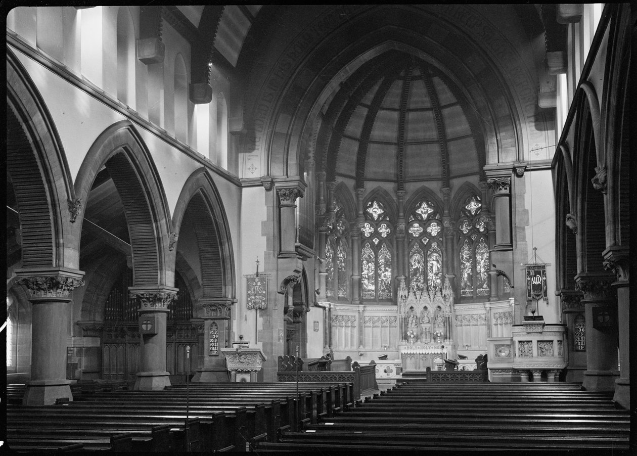 St. Clemens Kirche, Chapeltown Road, Sheepscar, Leeds, 1942 von George Bernard Wood