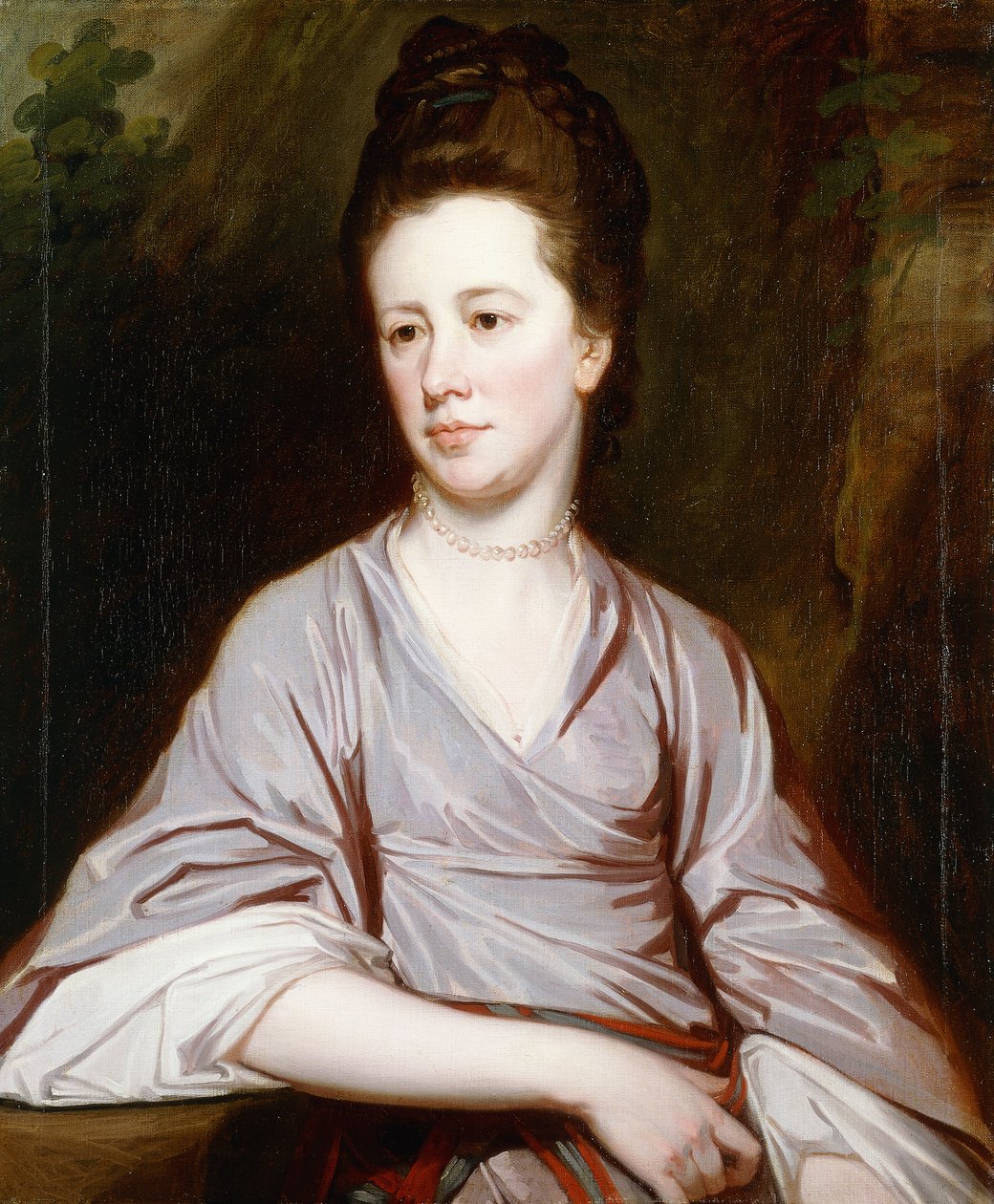 Porträt von Miss Joan Knatchbull, sitzend, halblang, in einem mauvefarbenen Kleid und einer Perlenkette von George Romney