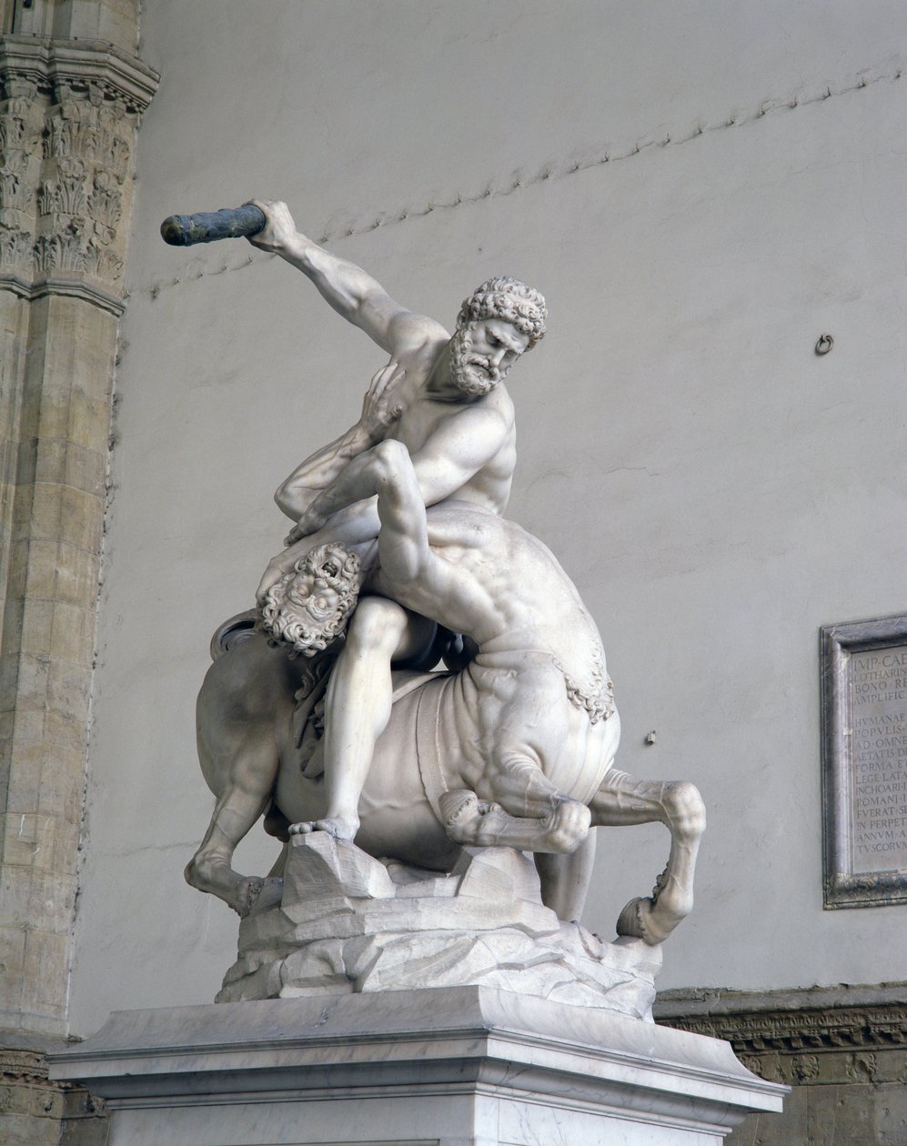 Herkules tötet den Zentauren (Marmor) von Giambologna