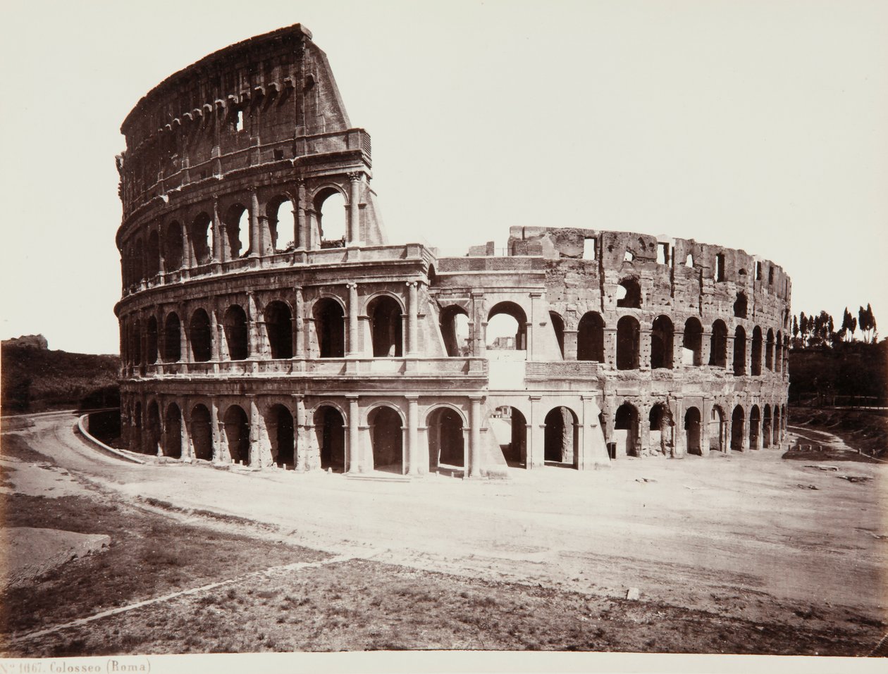 Das Kolosseum oder Flavische Amphitheater, Rom von Giorgio Sommer