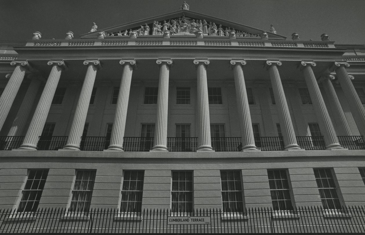 Cumberland Terrace, Regents Park, London 1950er Jahre von Godfrey Macdominic
