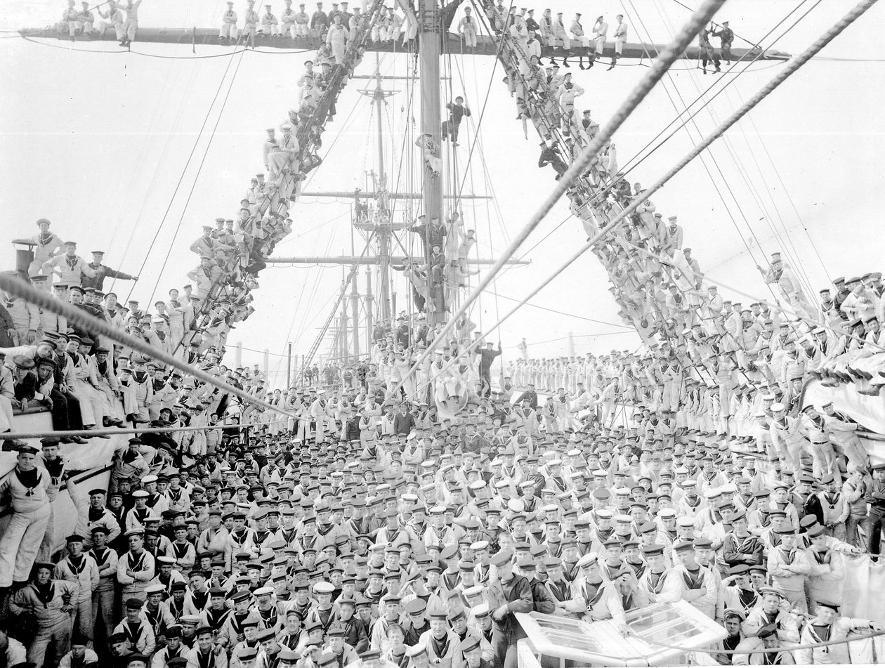 Jungen an Bord des Ausbildungsschiffs HMS Impregnable in Plymouth, 1906 von Henry Crockett