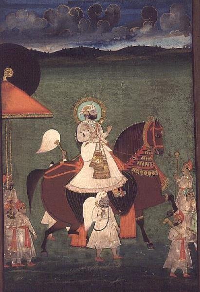AS10 Album 43 Nr.4514 Kat. Nr. 514 iii Rana Sarup Singh (1842-61) von Mewar reitet auf einem kastanienbraunen Hengst, seine Gefolgsleute zu Fuß tragen Sonnenschirme und königliche Insignien, Udaipur, ca. 1855 von Indian School